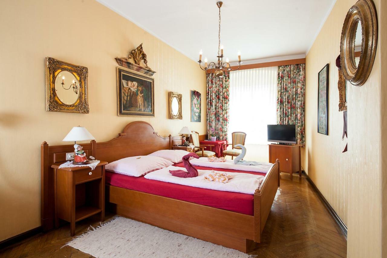 Hotel Alte Post Krems Exteriör bild