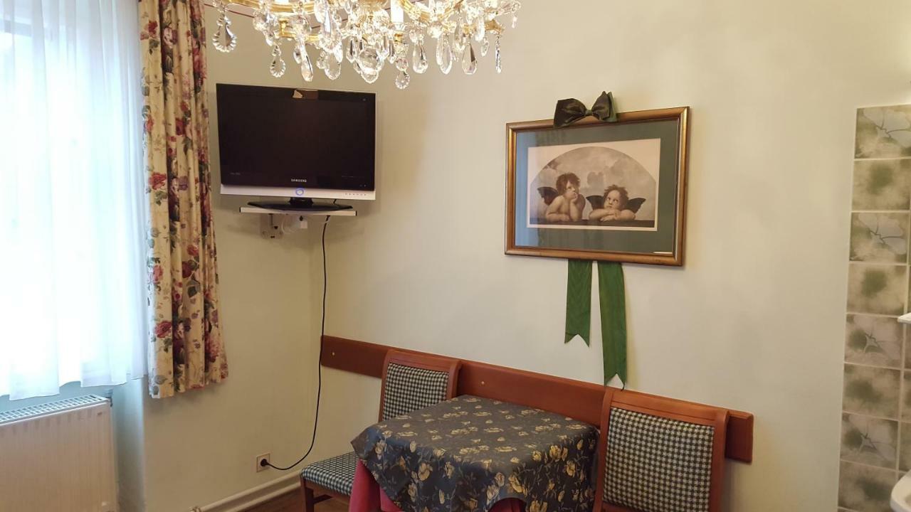 Hotel Alte Post Krems Exteriör bild